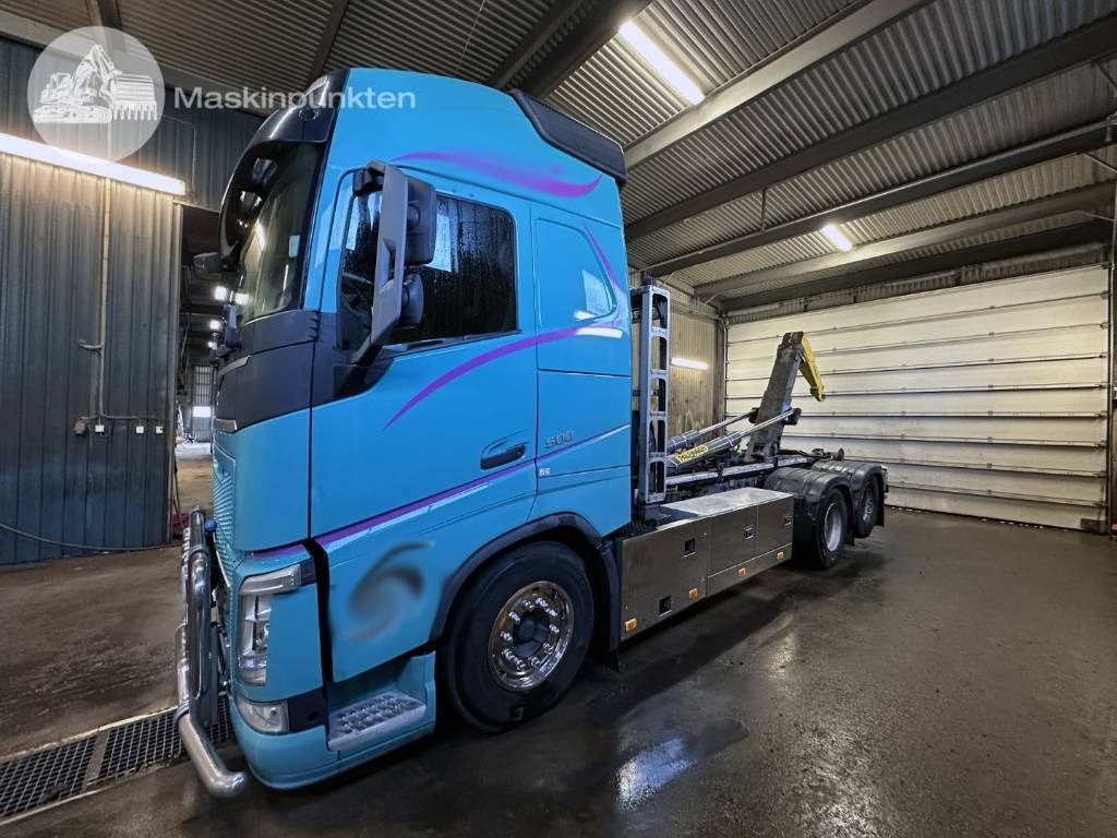 Volvo FH 13 500 - Hook lift truck: picture 1 Volvo FH 13 500 - Hook lift truck: picture 1