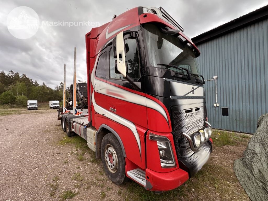 Volvo FH 16 750 - Timber truck: picture 3 Volvo FH 16 750 - Timber truck: picture 3