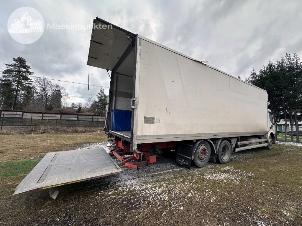 Volvo FL 240 - Refrigerator truck: picture 5 Volvo FL 240 - Refrigerator truck: picture 5