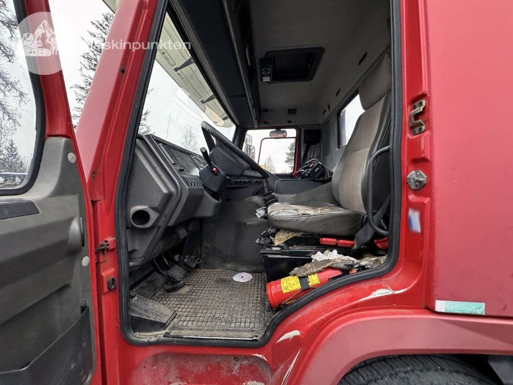 Crane truck Volvo FL7: picture 10