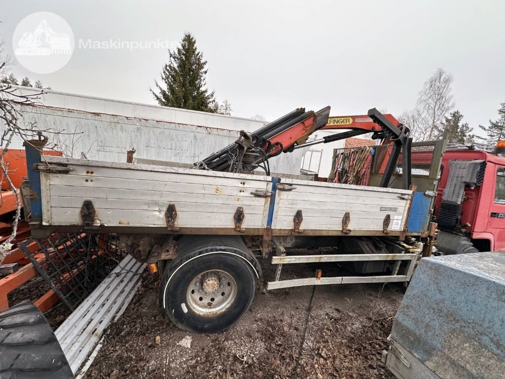Volvo FL7 - Crane truck: picture 4 Volvo FL7 - Crane truck: picture 4