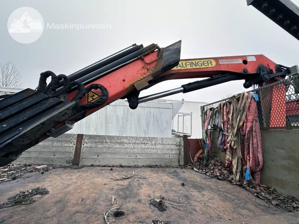 Crane truck Volvo FL7: picture 44