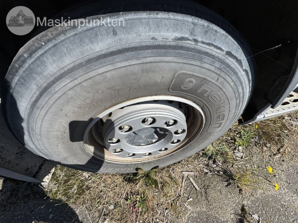 Concrete mixer truck Volvo FM 440: picture 25