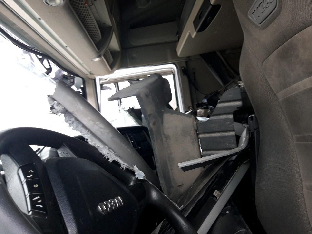 Leasing of IVECO STRALIS 460 E6 IVECO STRALIS 460 E6: picture 10