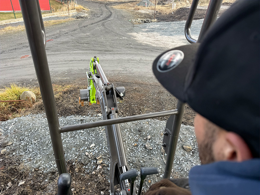 ZAOX ZA13A - Mini excavator: picture 3 ZAOX ZA13A - Mini excavator: picture 3