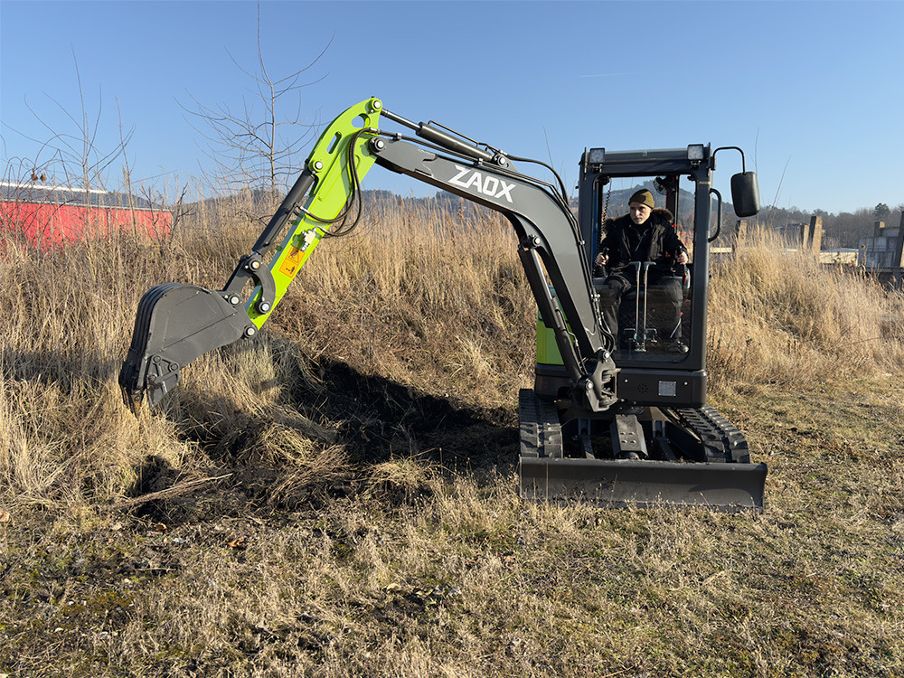 ZAOX ZA28A - Mini excavator: picture 2 ZAOX ZA28A - Mini excavator: picture 2