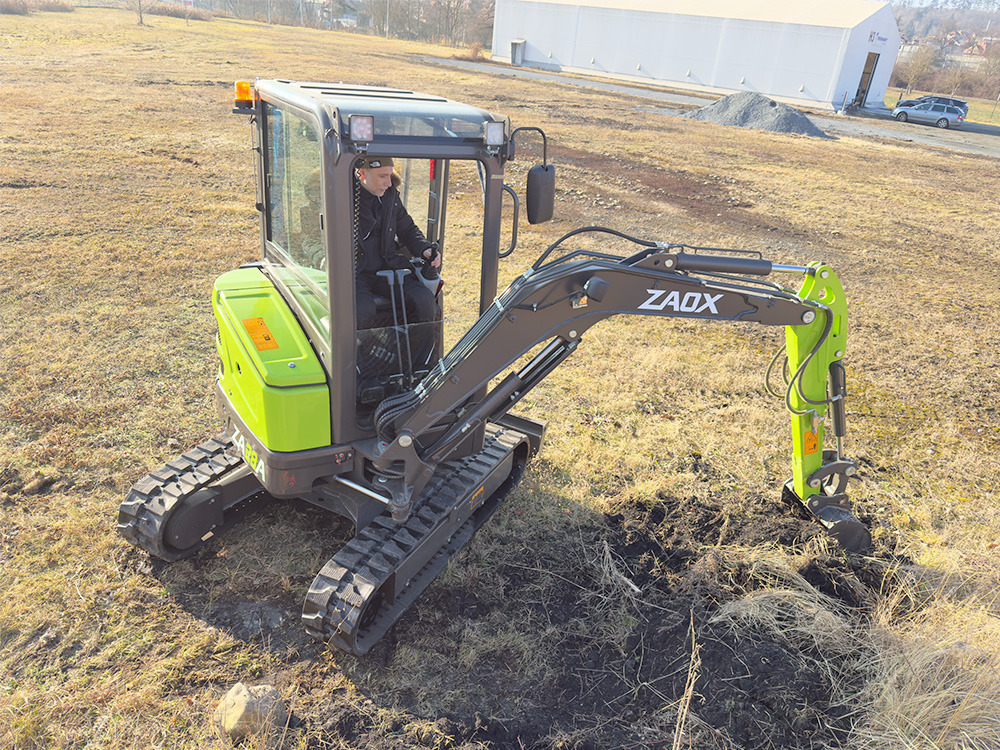 ZAOX ZA28A - Mini excavator: picture 1 ZAOX ZA28A - Mini excavator: picture 1