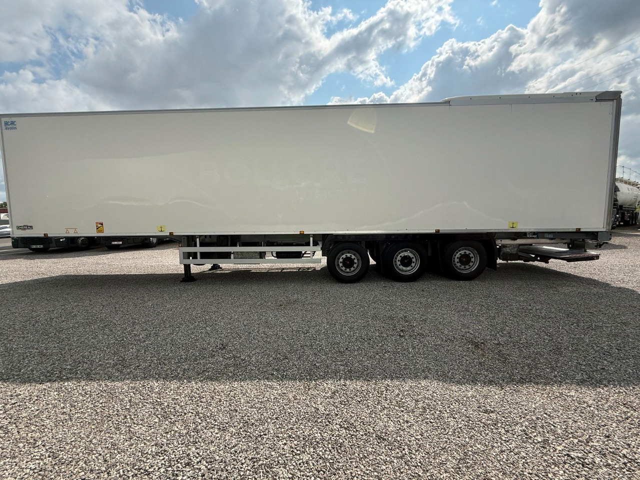 Chereau THERMO KING SLXe DIESEL/ELECTRIC SAF - Refrigerator semi-trailer: picture 5 Chereau THERMO KING SLXe DIESEL/ELECTRIC SAF - Refrigerator semi-trailer: picture 5