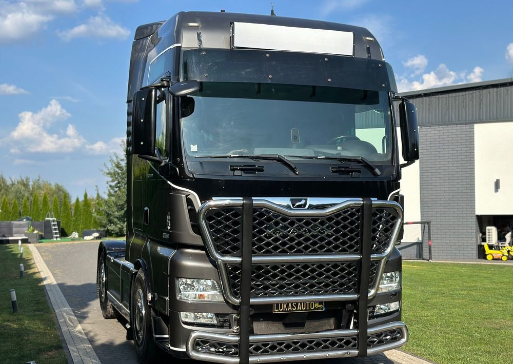 MAN TGX 18.580 D38 XXL RETARDER - Tractor unit: picture 3 MAN TGX 18.580 D38 XXL RETARDER - Tractor unit: picture 3