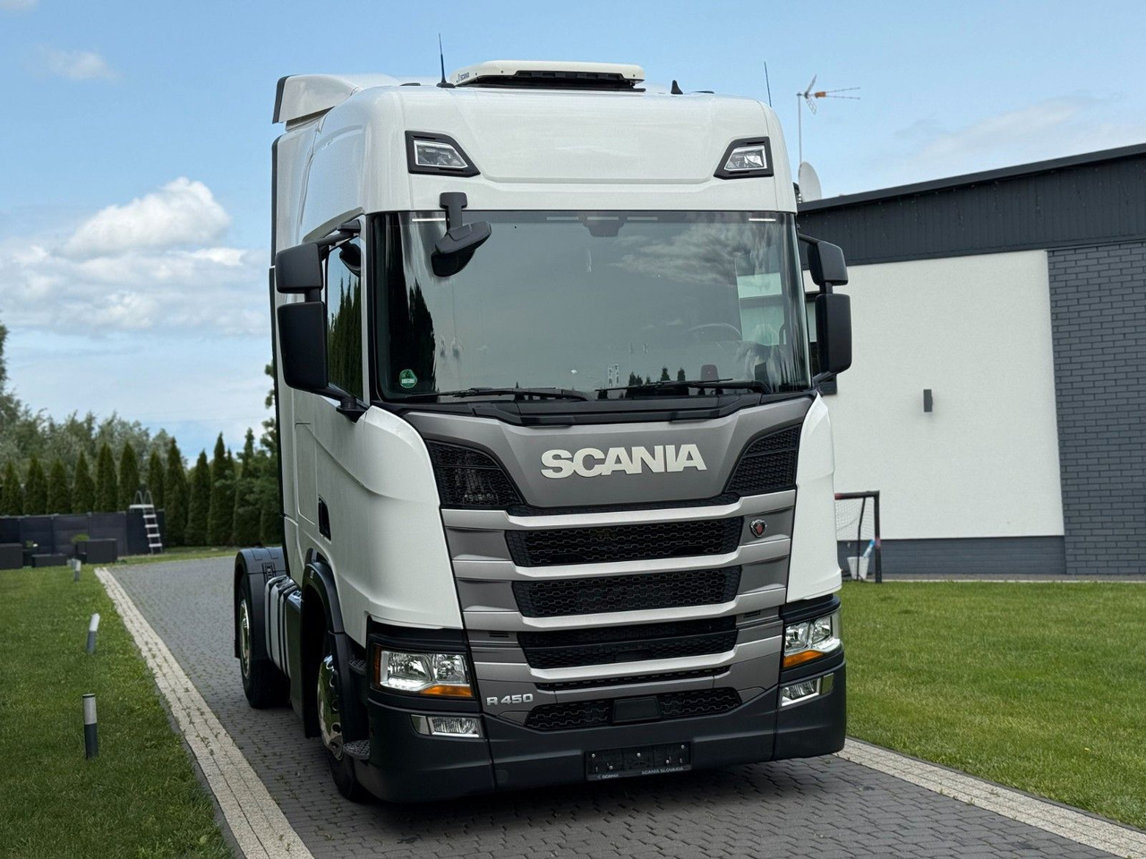 Scania R450 RETARDER PARK COOL - Tractor unit: picture 3 Scania R450 RETARDER PARK COOL - Tractor unit: picture 3