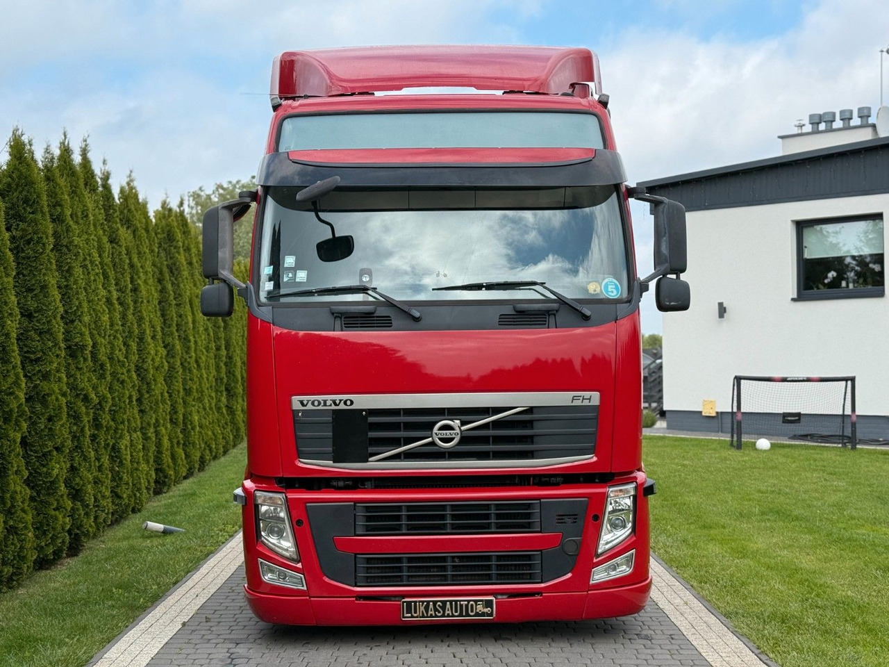 Volvo FH 500 LOW DECK LOW KMS - Tractor unit: picture 2 Volvo FH 500 LOW DECK LOW KMS - Tractor unit: picture 2