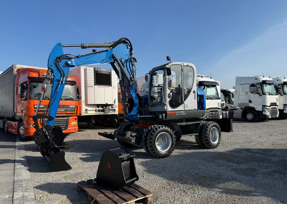 Wacker Neuson 9503-2 TRZY ŁYŻKI - Wheel excavator: picture 3 Wacker Neuson 9503-2 TRZY ŁYŻKI - Wheel excavator: picture 3