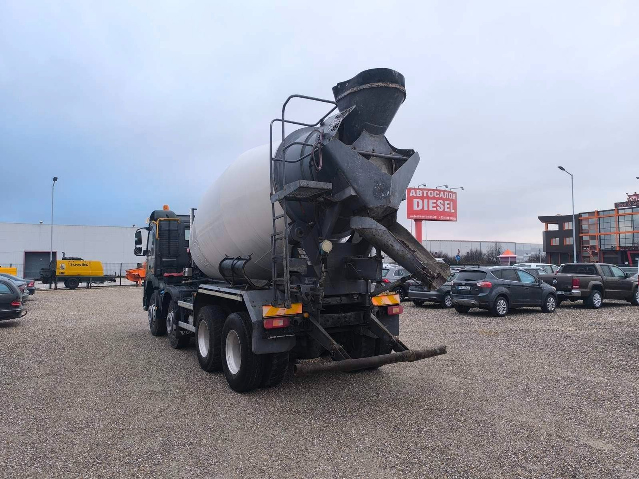 Volvo FMX 410 LIEBHERR 9M3 EURO6 - Concrete mixer truck: picture 5 Volvo FMX 410 LIEBHERR 9M3 EURO6 - Concrete mixer truck: picture 5