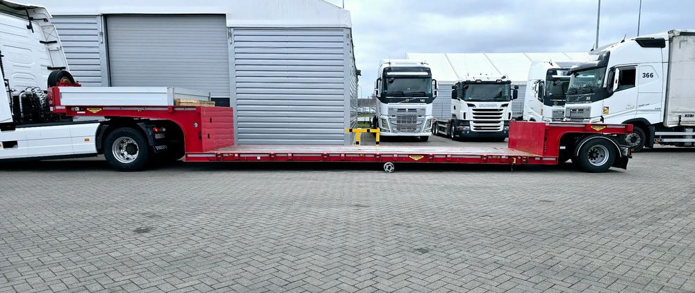 Broshuis 1ADU / 1A rozciągana - skrętna oś - Low loader semi-trailer: picture 4 Broshuis 1ADU / 1A rozciągana - skrętna oś - Low loader semi-trailer: picture 4