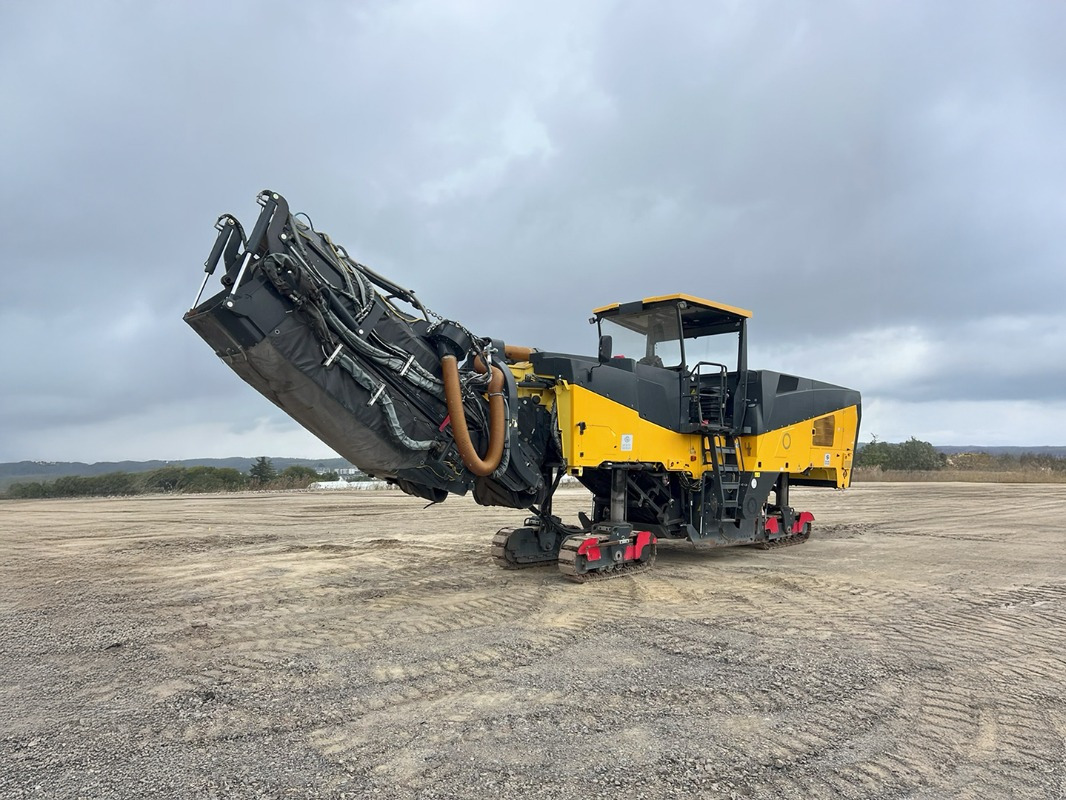 BOMAG DE BM 2200/75 Stage IV/Tier 4f - Asphalt machine: picture 1 BOMAG DE BM 2200/75 Stage IV/Tier 4f - Asphalt machine: picture 1