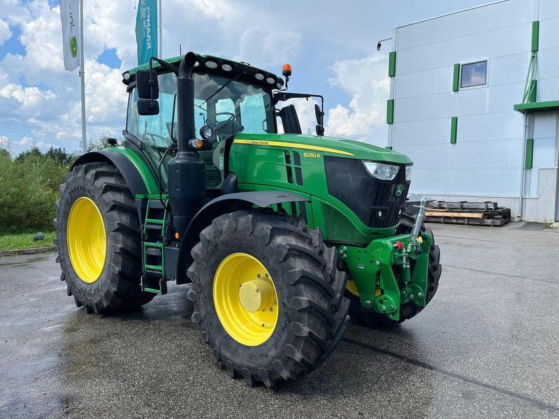 John Deere 6230R - Farm tractor: picture 2 John Deere 6230R - Farm tractor: picture 2