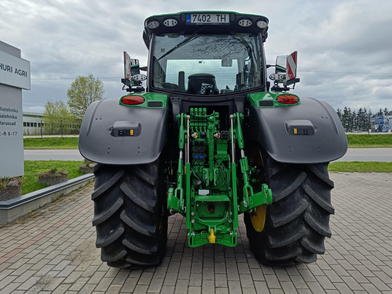 Farm tractor John Deere 6R 175: picture 6