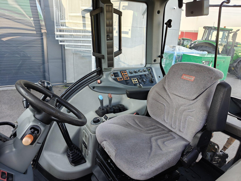 Farm tractor Valtra N101: picture 9