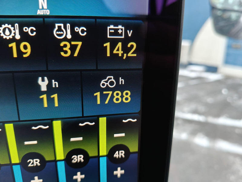 Farm tractor Valtra T255 Versu RTK: picture 16