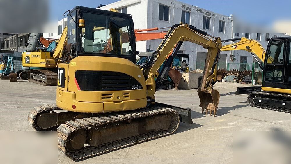 CATERPILLAR 304C CR - Mini excavator: picture 3 CATERPILLAR 304C CR - Mini excavator: picture 3