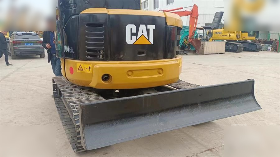 CATERPILLAR 304CR - Mini excavator: picture 2 CATERPILLAR 304CR - Mini excavator: picture 2