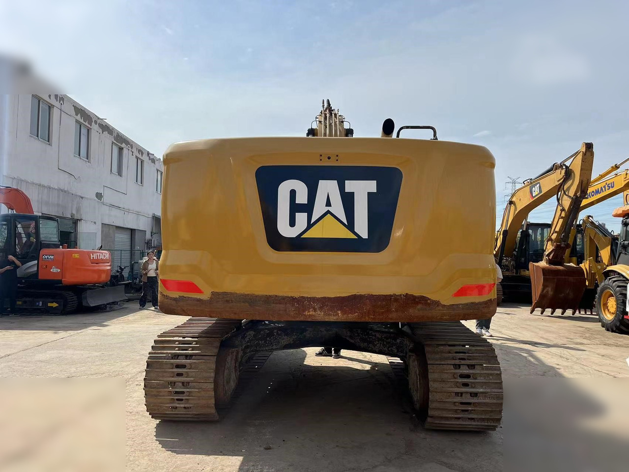 CATERPILLAR 320 - Crawler excavator: picture 2 CATERPILLAR 320 - Crawler excavator: picture 2
