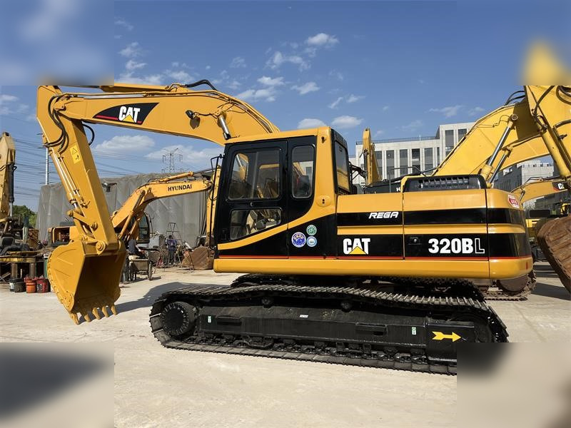 CATERPILLAR 320BL - Crawler excavator: picture 1 CATERPILLAR 320BL - Crawler excavator: picture 1