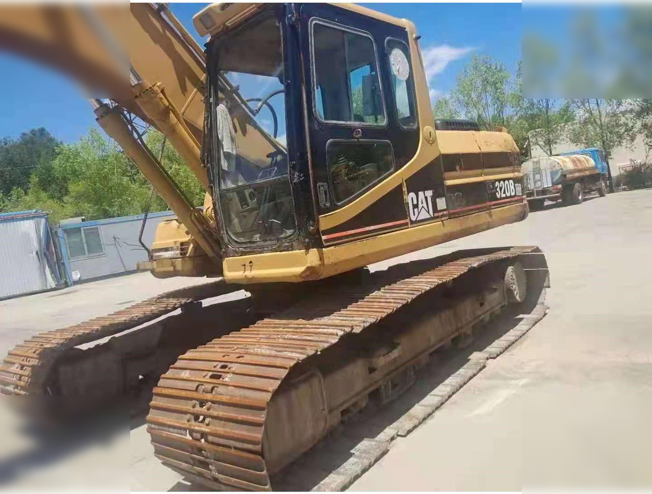 CATERPILLAR 320BL - Crawler excavator: picture 1 CATERPILLAR 320BL - Crawler excavator: picture 1