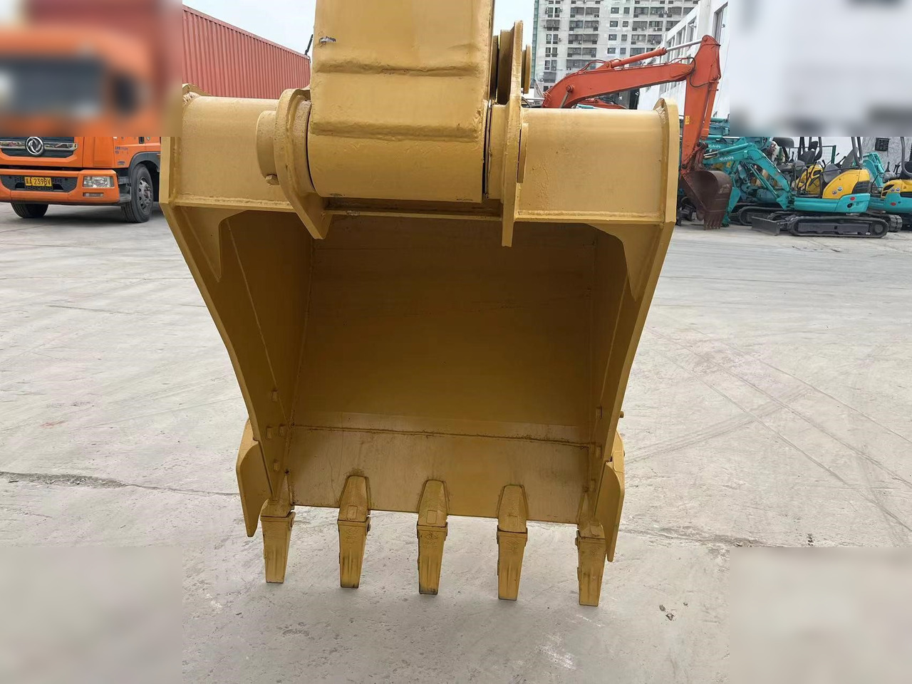 CATERPILLAR 320C - Crawler excavator: picture 4 CATERPILLAR 320C - Crawler excavator: picture 4