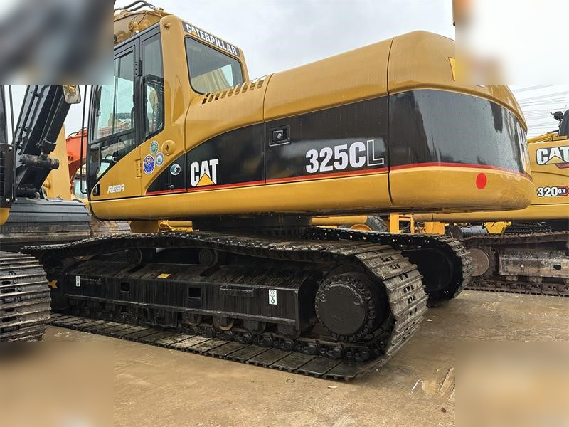 CATERPILLAR 320CL - Crawler excavator: picture 1 CATERPILLAR 320CL - Crawler excavator: picture 1