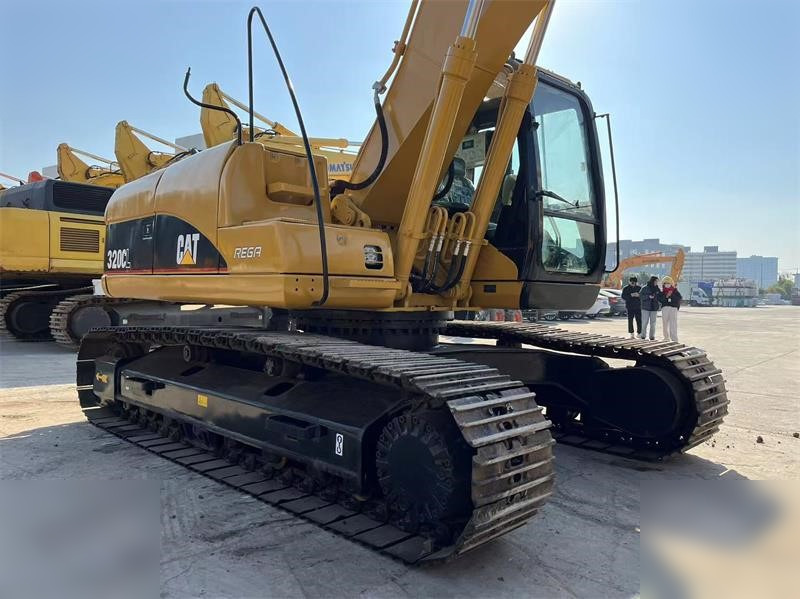 CATERPILLAR 320CL - Crawler excavator: picture 4 CATERPILLAR 320CL - Crawler excavator: picture 4