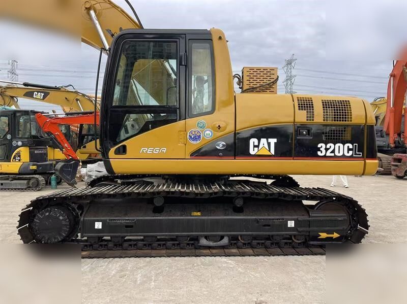 CATERPILLAR 320CL - Crawler excavator: picture 2 CATERPILLAR 320CL - Crawler excavator: picture 2