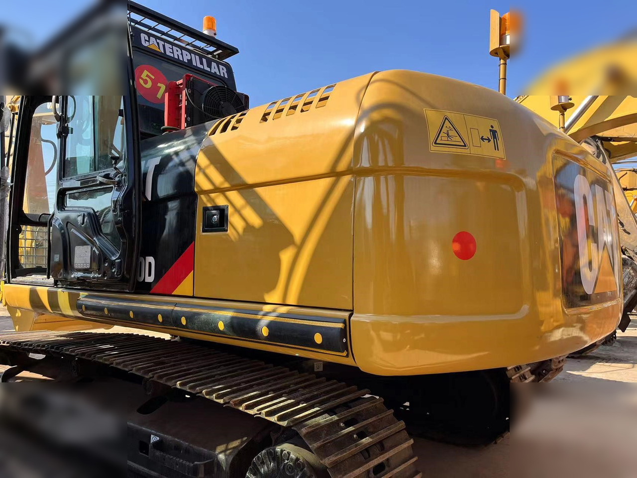 CATERPILLAR 320D - Crawler excavator: picture 4 CATERPILLAR 320D - Crawler excavator: picture 4