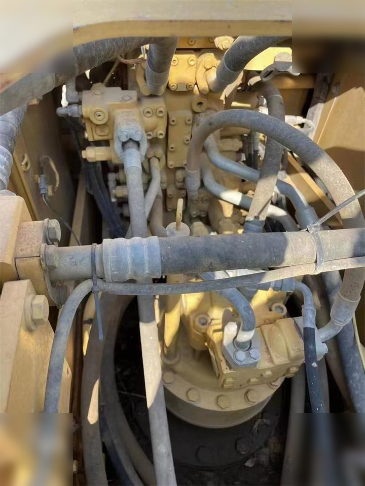 CATERPILLAR 320E - Crawler excavator: picture 3 CATERPILLAR 320E - Crawler excavator: picture 3