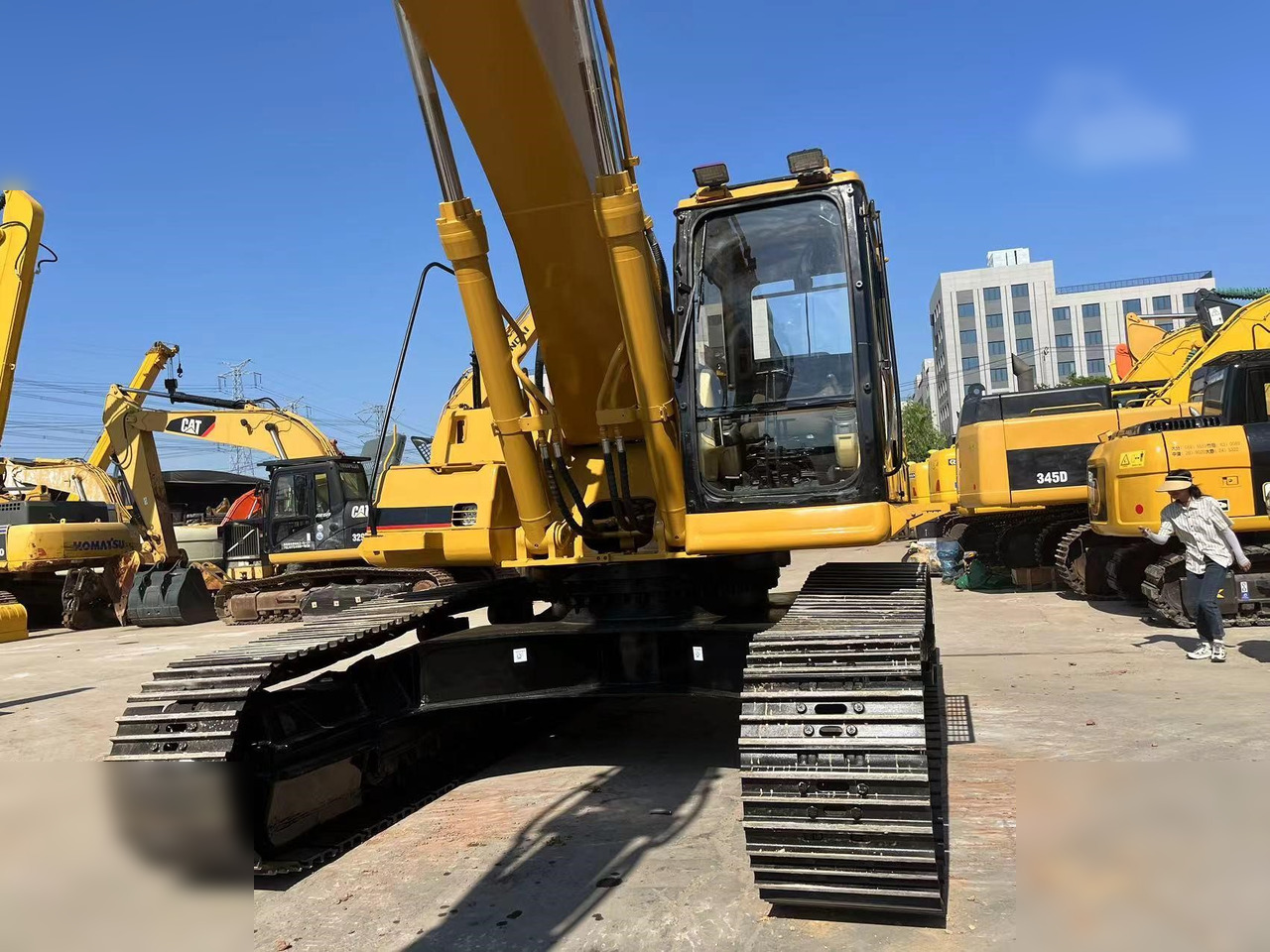 CATERPILLAR 330BL - Crawler excavator: picture 4 CATERPILLAR 330BL - Crawler excavator: picture 4