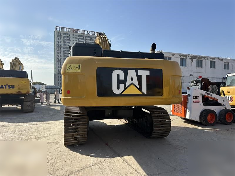 CATERPILLAR 330D - Crawler excavator: picture 2 CATERPILLAR 330D - Crawler excavator: picture 2