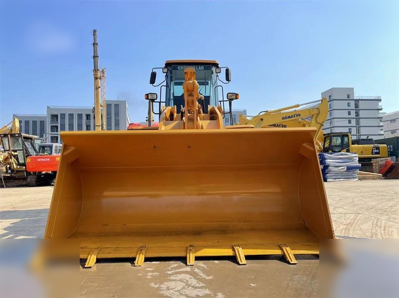 CATERPILLAR 966H - Wheel loader: picture 4 CATERPILLAR 966H - Wheel loader: picture 4