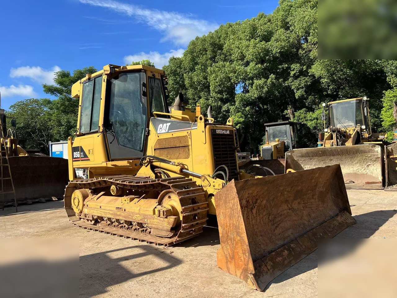 CATERPILLAR D5G XL - Bulldozer: picture 2 CATERPILLAR D5G XL - Bulldozer: picture 2