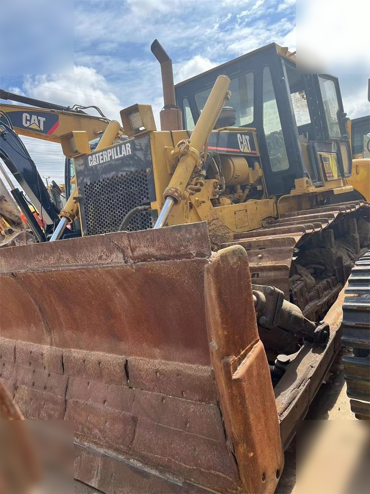 CATERPILLAR D6G - Bulldozer: picture 3 CATERPILLAR D6G - Bulldozer: picture 3