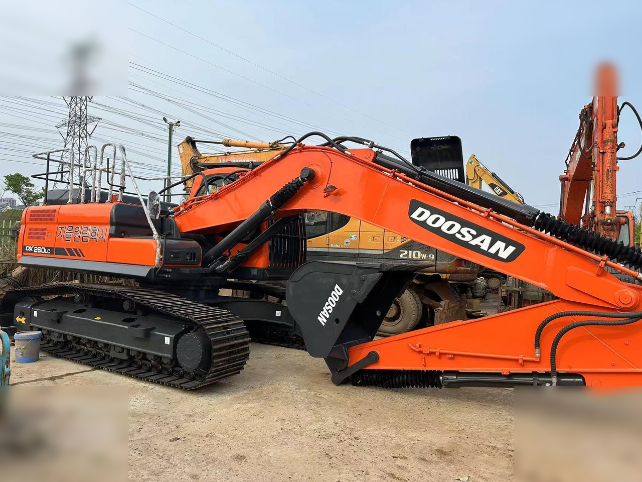 DOOSAN DX260 LC - Crawler excavator: picture 2 DOOSAN DX260 LC - Crawler excavator: picture 2