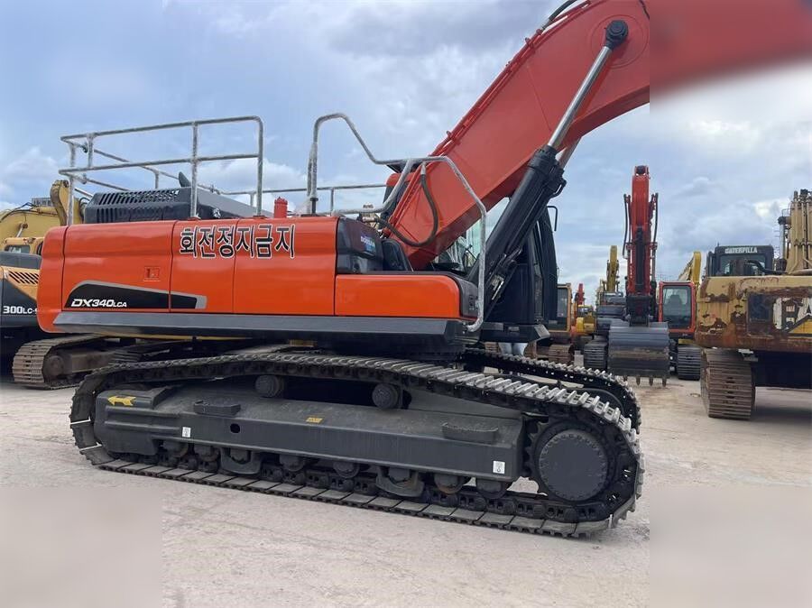 DOOSAN DX340 LCA - Crawler excavator: picture 2 DOOSAN DX340 LCA - Crawler excavator: picture 2