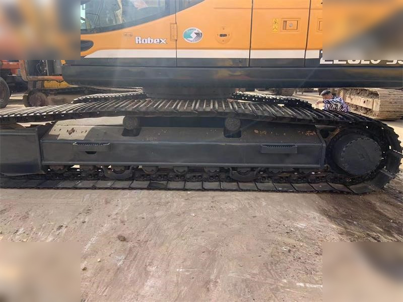 Crawler excavator HYUNDAI ROBEX 220 LC-9S: picture 8