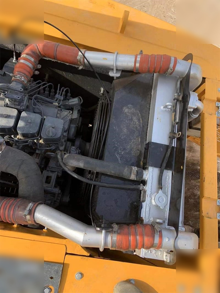 Crawler excavator HYUNDAI ROBEX 220 LC-9S: picture 10