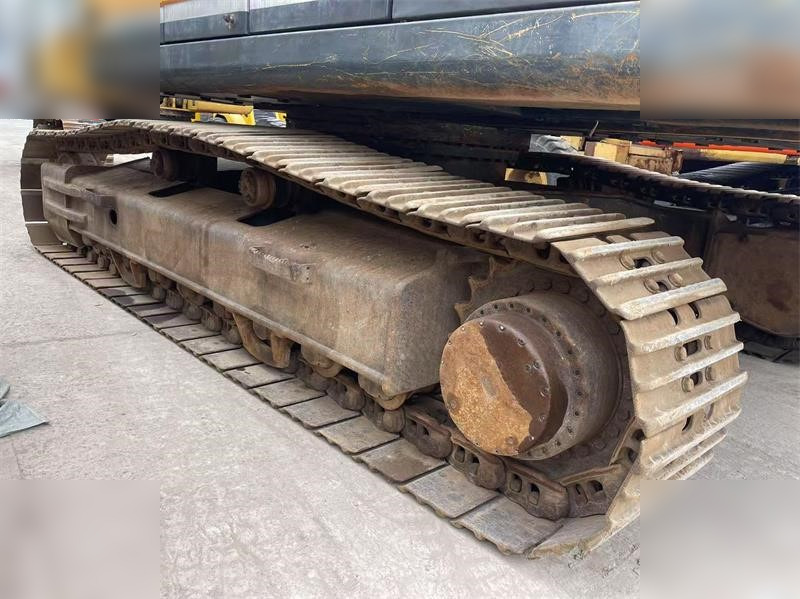 HYUNDAI ROBEX 300 LC-9 - Crawler excavator: picture 3 HYUNDAI ROBEX 300 LC-9 - Crawler excavator: picture 3