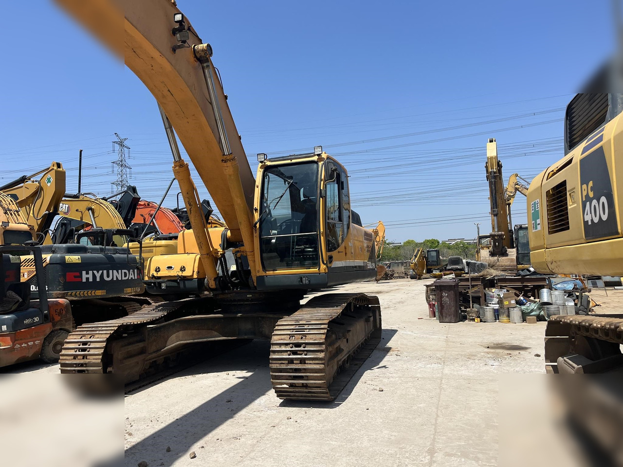 HYUNDAI ROBEX 330 LC-9S - Crawler excavator: picture 5 HYUNDAI ROBEX 330 LC-9S - Crawler excavator: picture 5