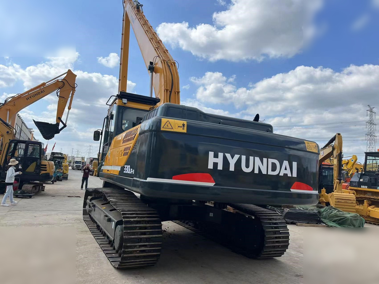 HYUNDAI ROBEX 330 LC-9S - Demolition excavator: picture 5 HYUNDAI ROBEX 330 LC-9S - Demolition excavator: picture 5