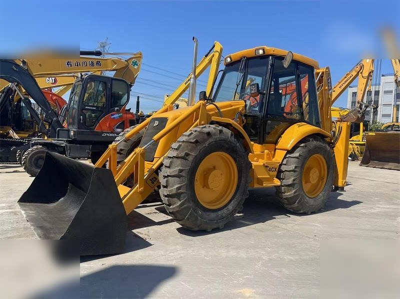 Backhoe loader JCB 4CX: picture 10