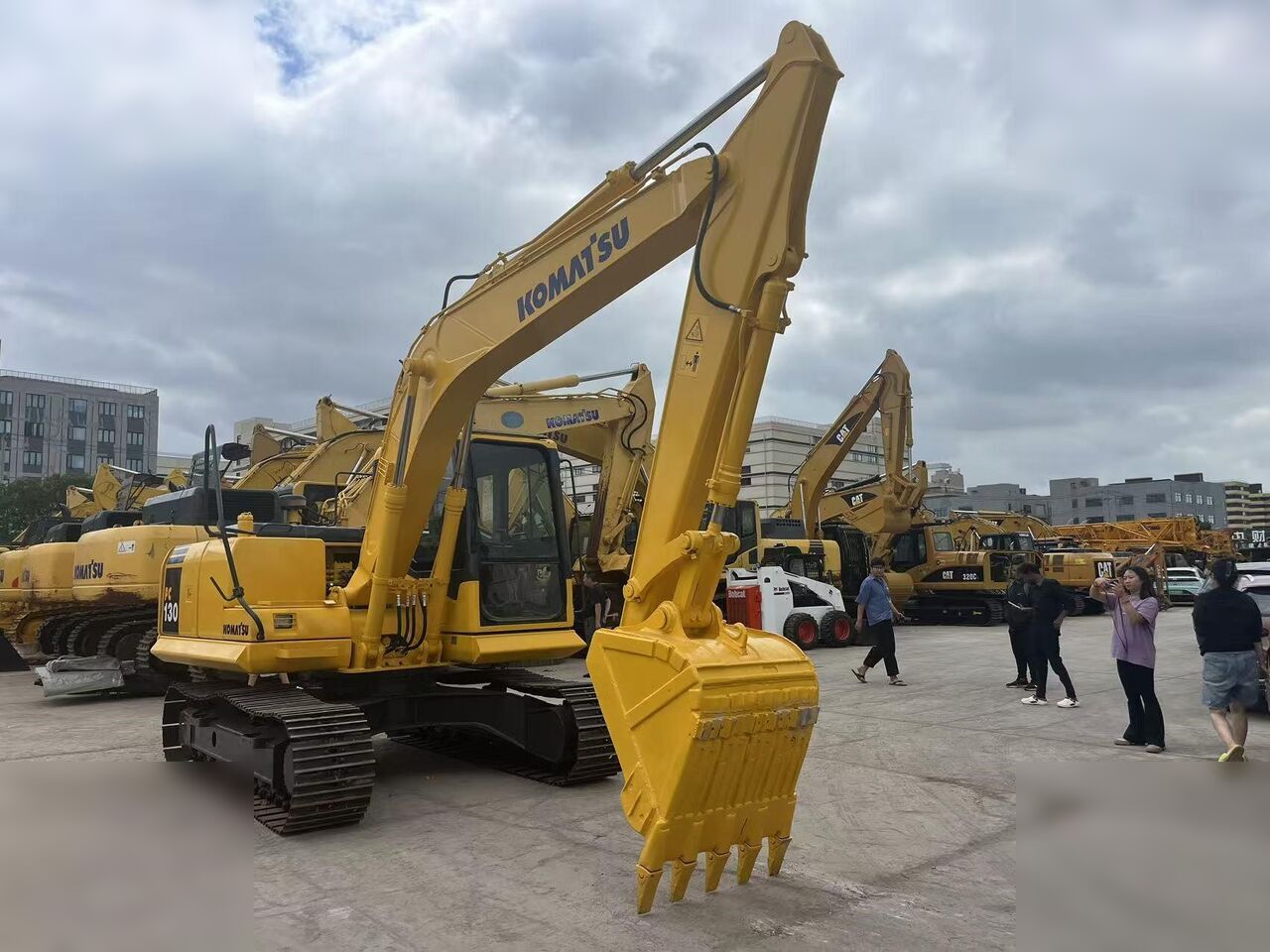KOMATSU PC130-7 - Crawler excavator: picture 1 KOMATSU PC130-7 - Crawler excavator: picture 1