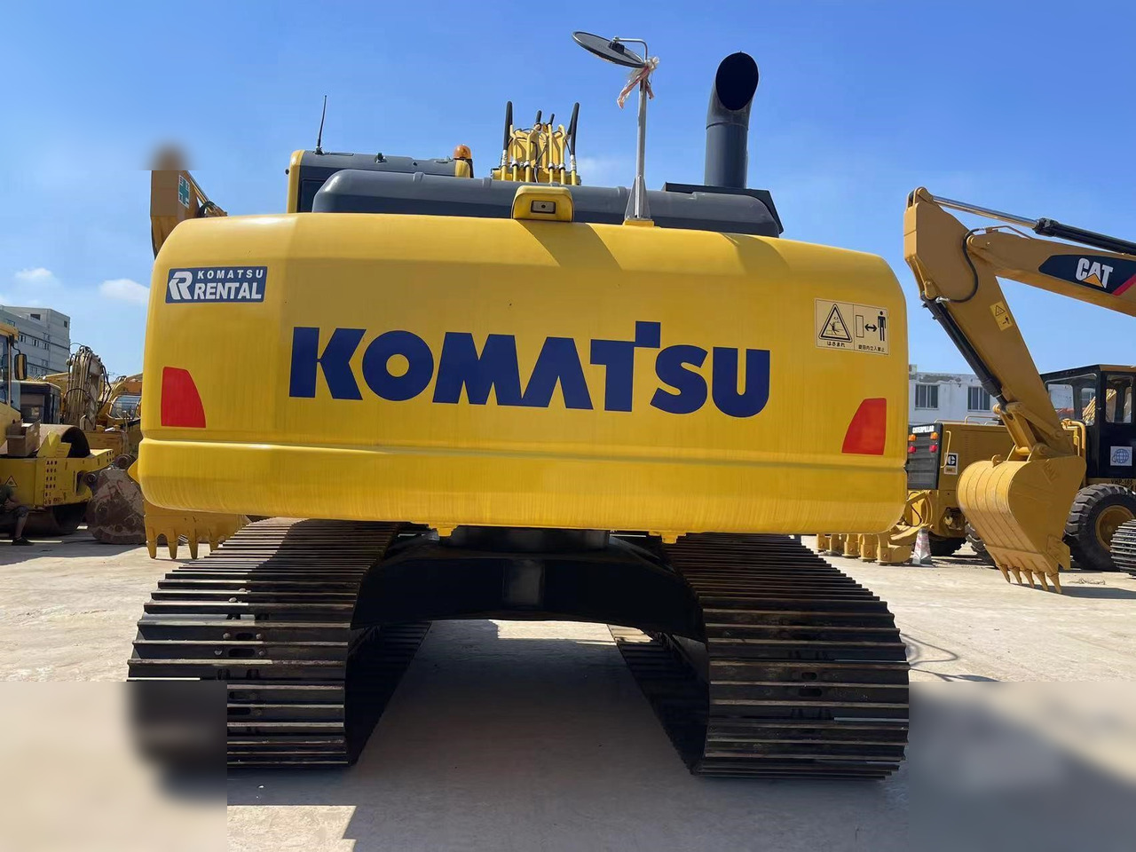 KOMATSU PC200-8 - Crawler excavator: picture 4 KOMATSU PC200-8 - Crawler excavator: picture 4
