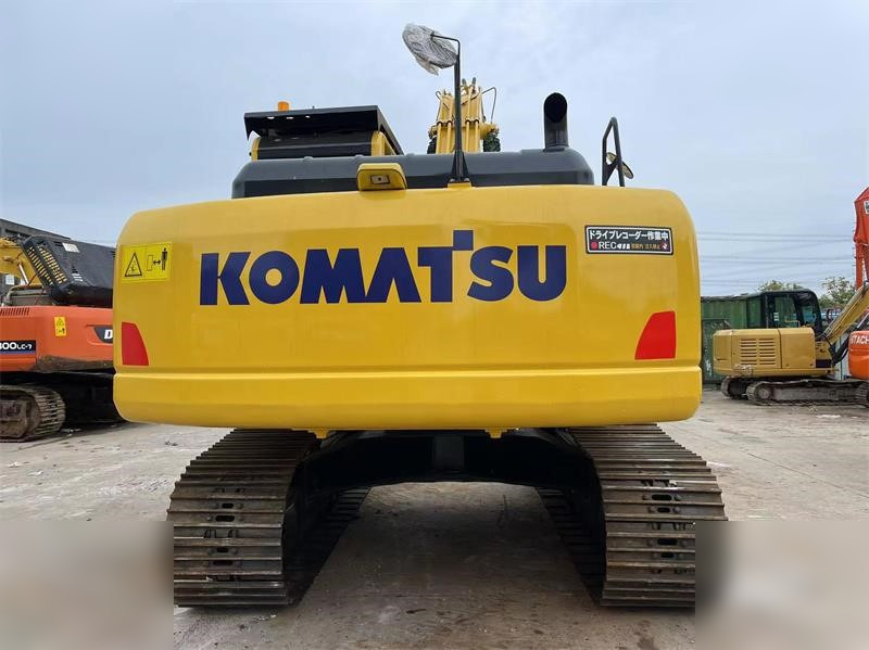 KOMATSU PC200-8N1 - Crawler excavator: picture 4 KOMATSU PC200-8N1 - Crawler excavator: picture 4